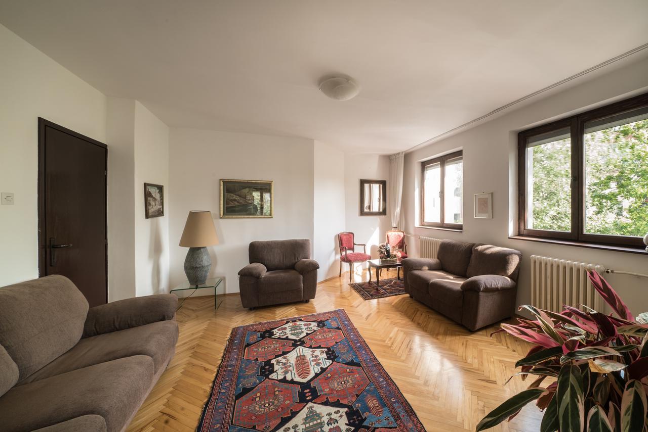 Sensitive Apartment Белград Екстериор снимка