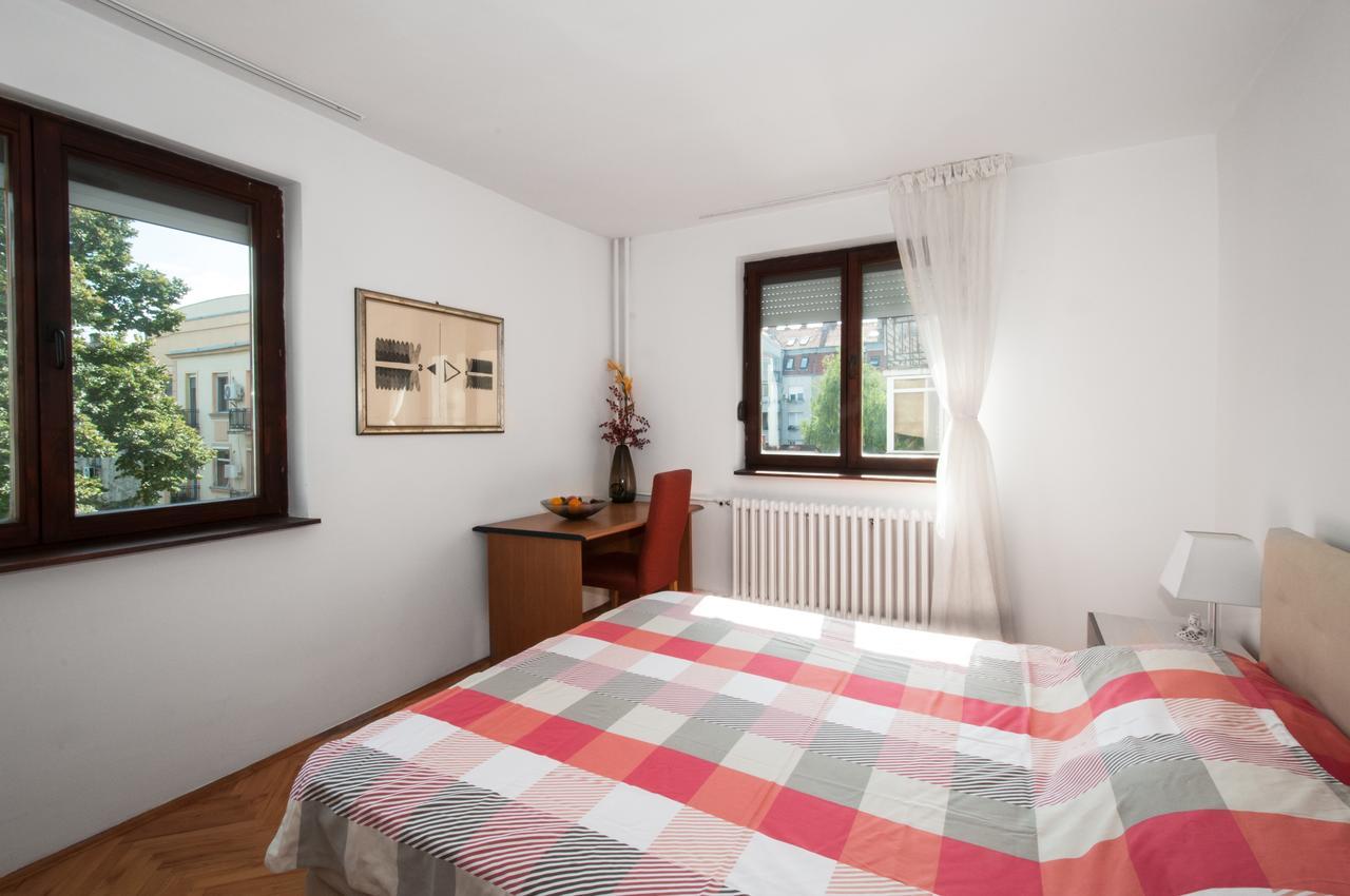 Sensitive Apartment Белград Екстериор снимка